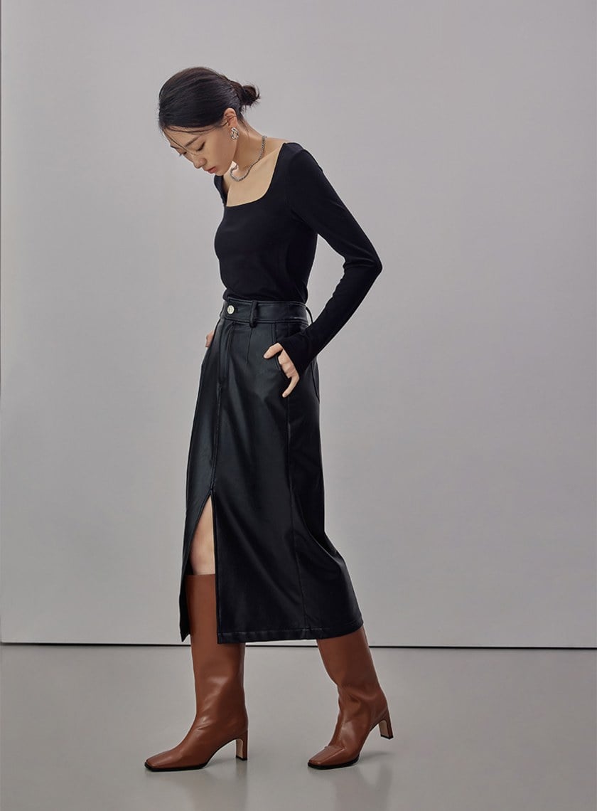 俐落前開岔皮革窄裙